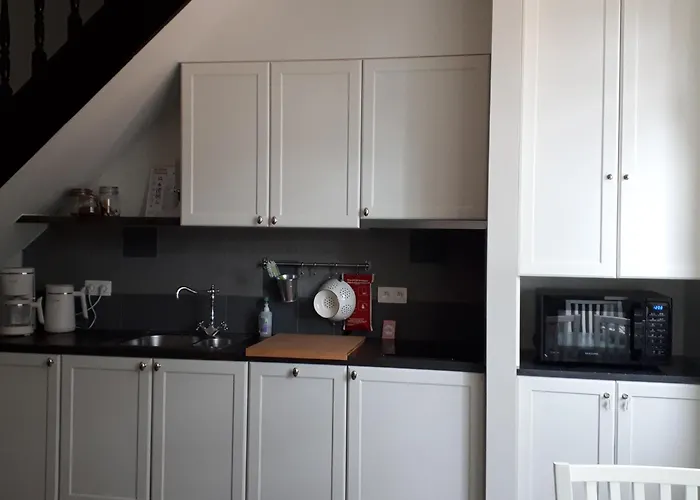 Het Koetshuis, Op 50M Van Zee, Voor 5 Personen, Centrum Westende Bad, Alle Comfort